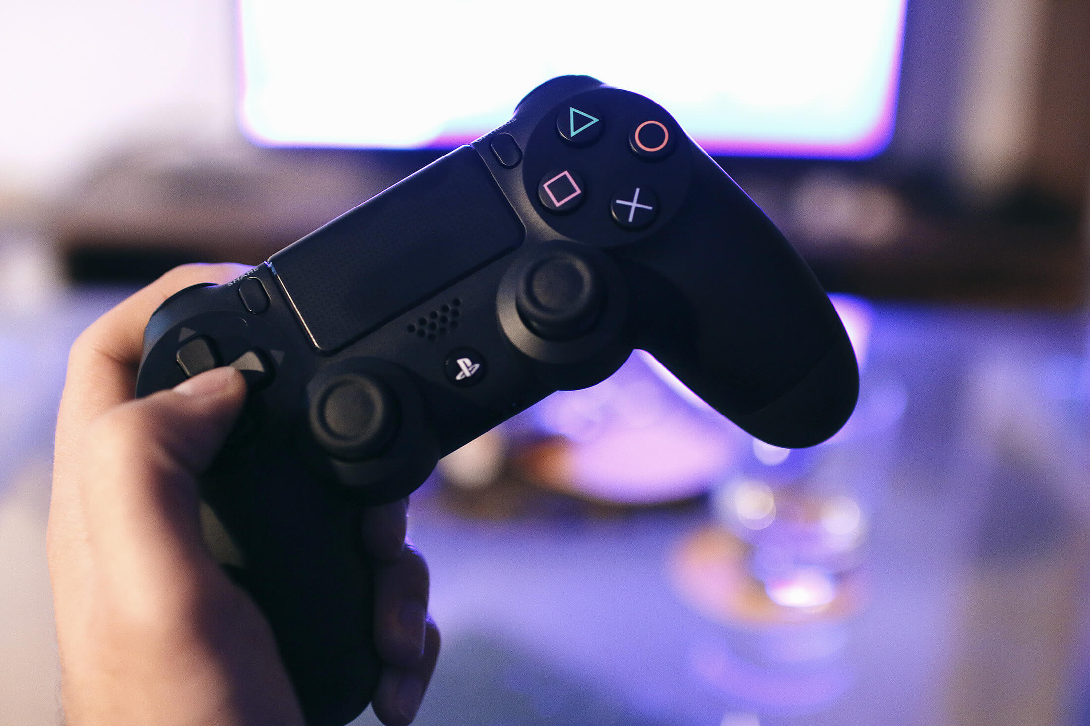 Hands-On: Retro Meets Modern with the PS Controller